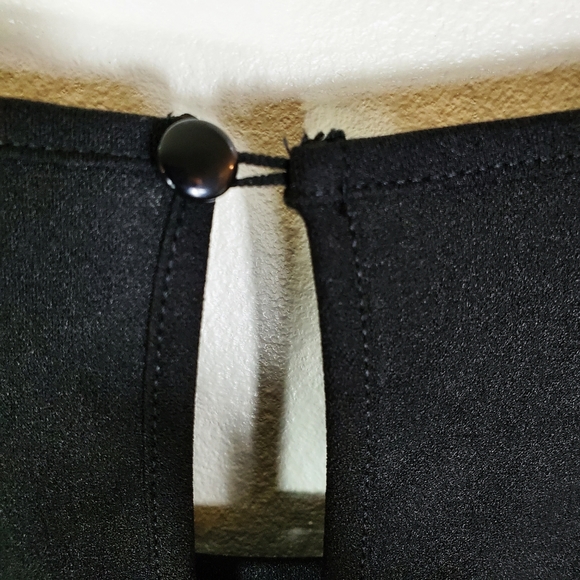 Ashley Stewart Black Rhinestone Trim Top Size 26/28 - Picture 5 of 6